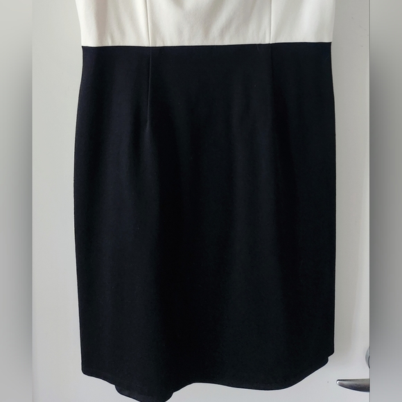 Betsey Johnson Black & White Cut Out Dress - Picture 4 of 11